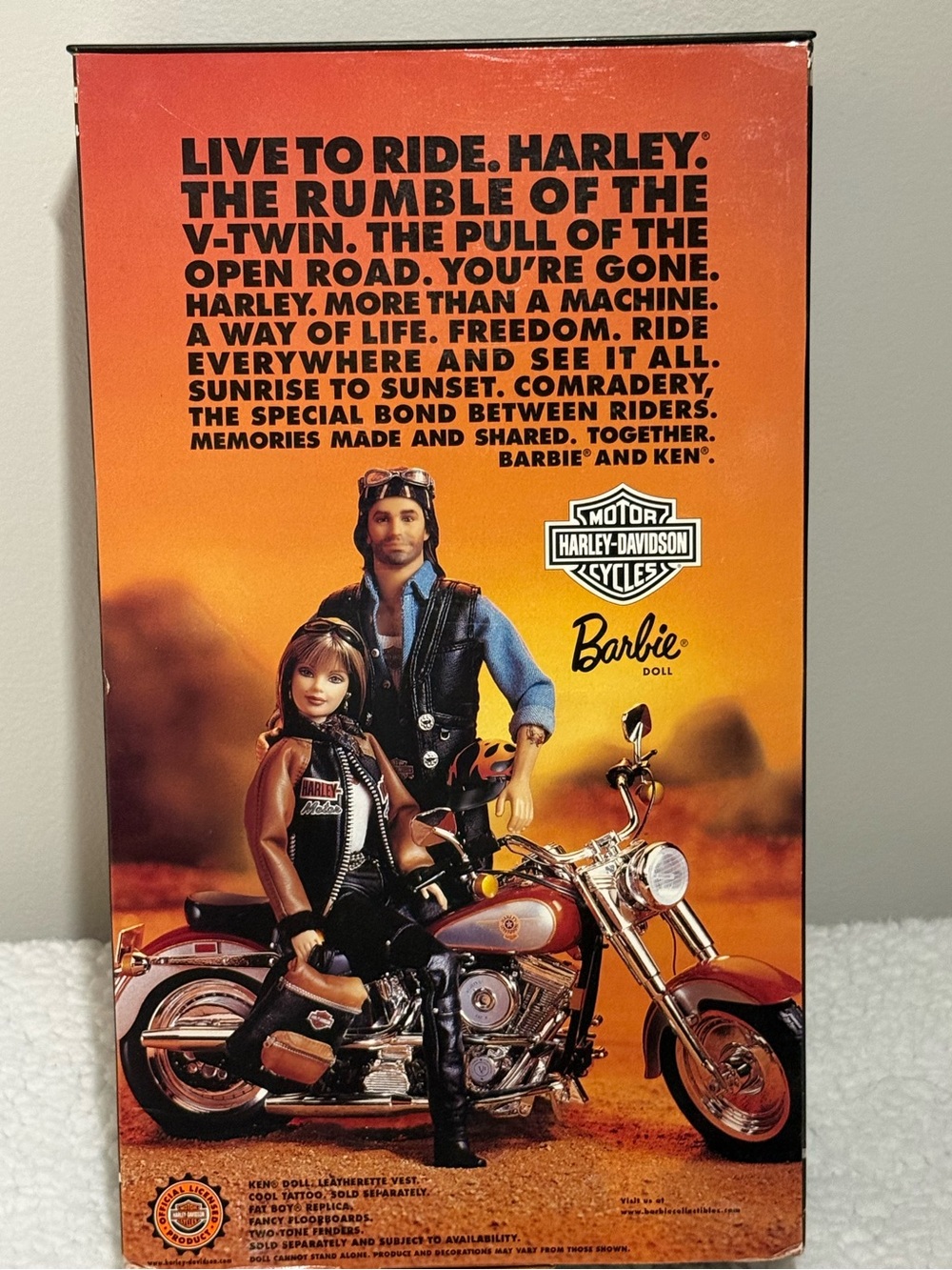 Barbie 1999 Harley-Davidson Collector Edition 4th in series doll by Mattel - Picture 4 of 10